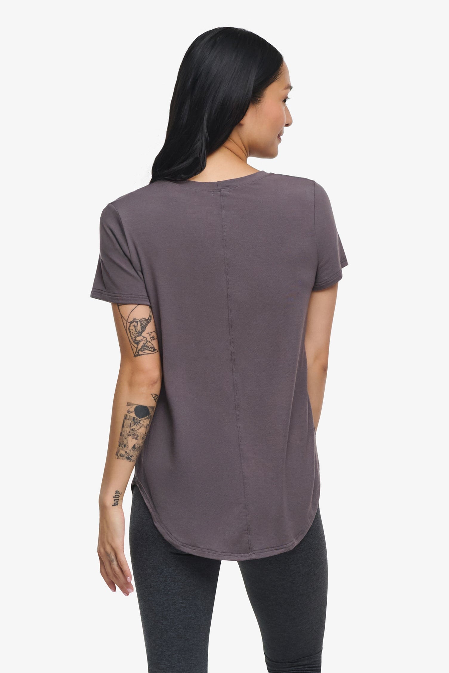 Avery Tee – Women’s Basic T-Shirt in grey back | Daub + Design