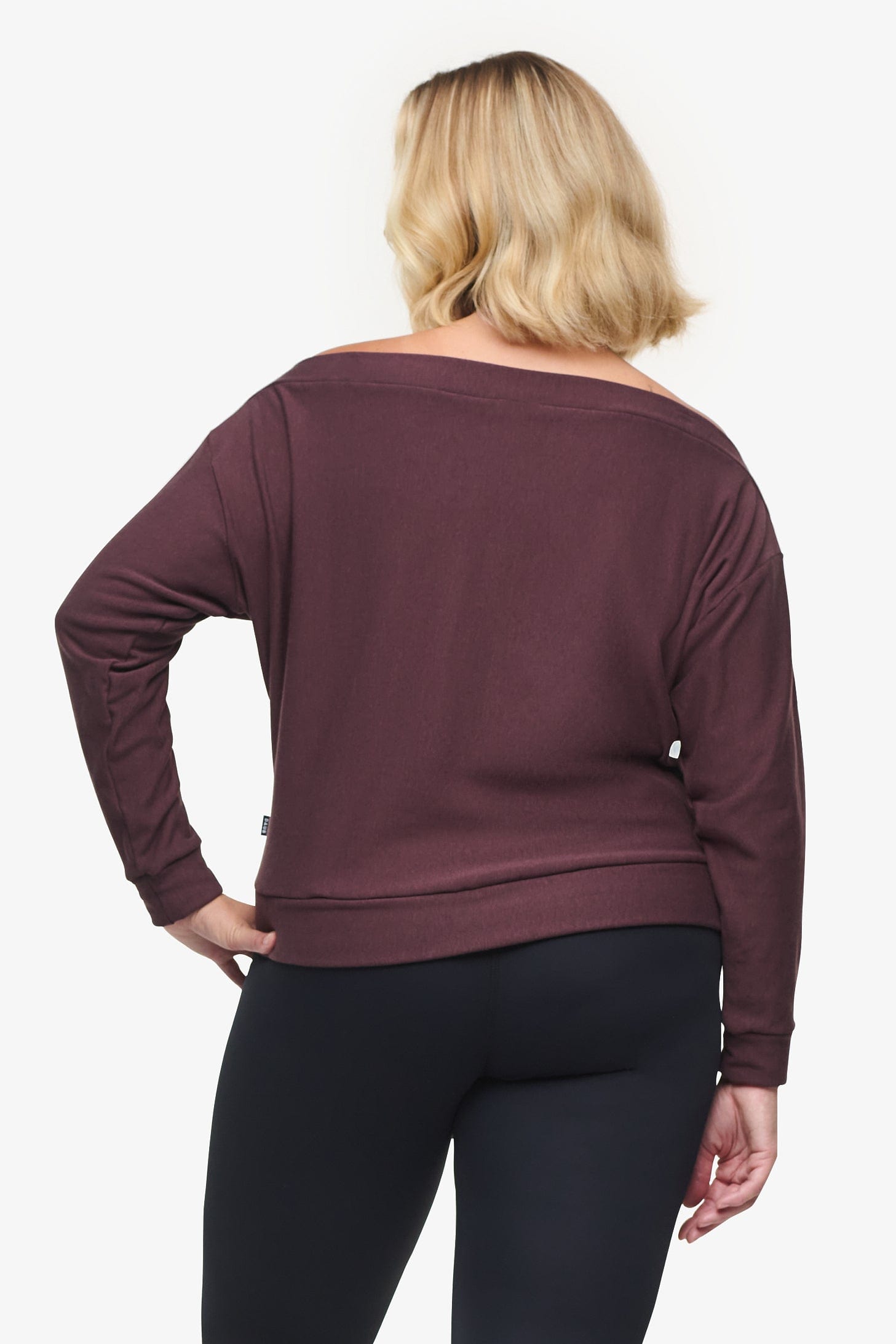 Boatneck Sweatshirt - Woman off shoulder sweatshirt in brown back | Daub & Design