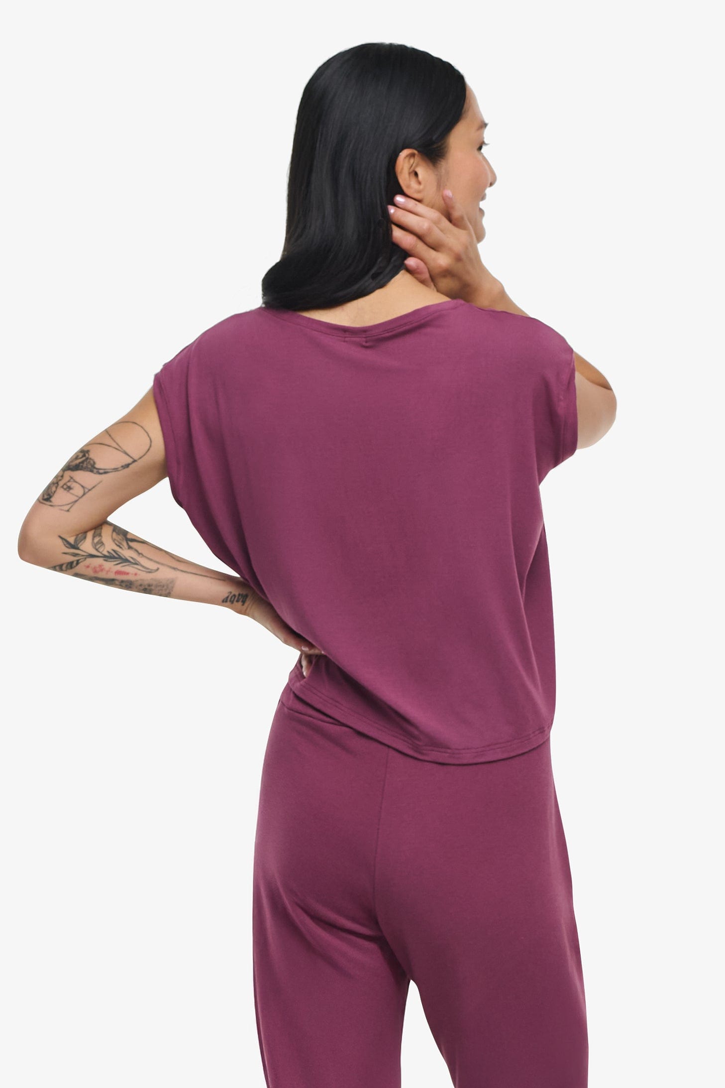 Box Tee - Woman boxy sleeveless tee in deep cool pink back | Daub & Design