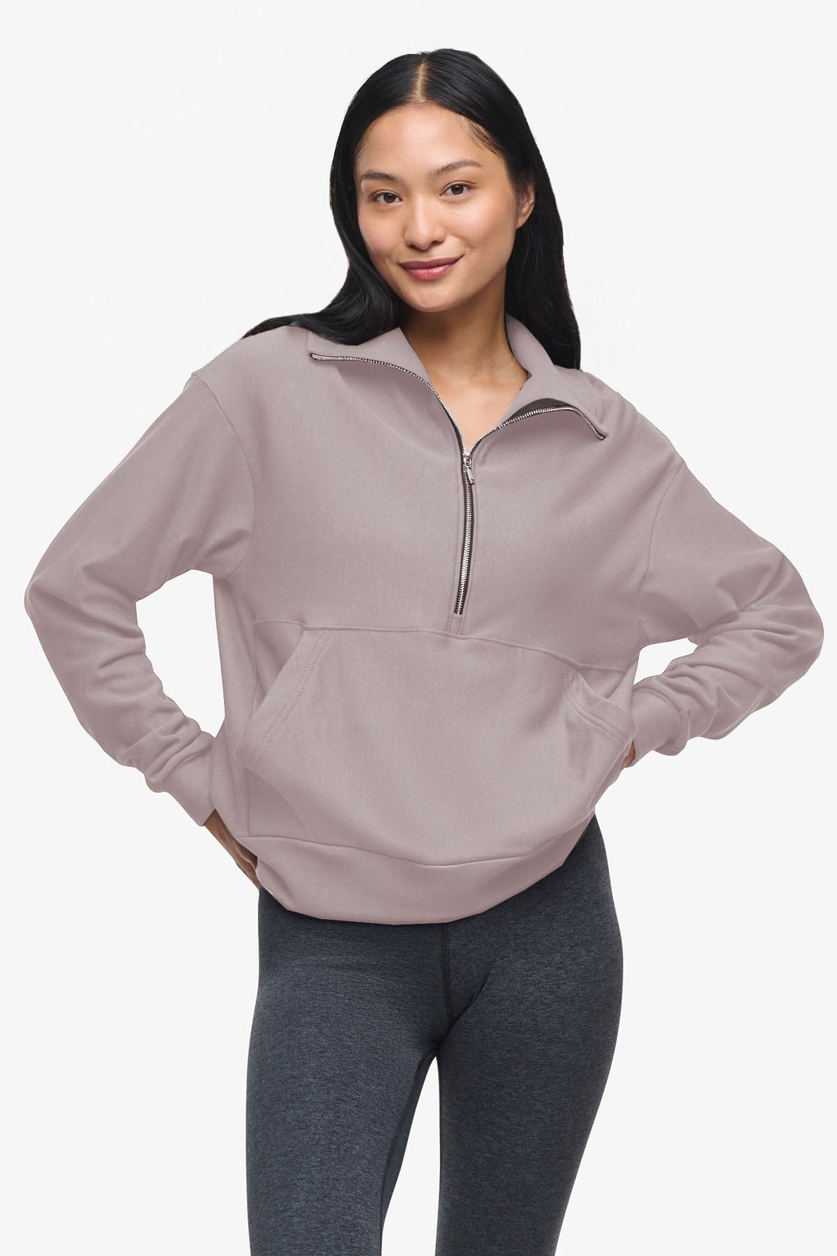 Freedom Half Zip Sweatshirt - Woman half zip sweatshirt with kangaroo pocket in beige | Daub & Design