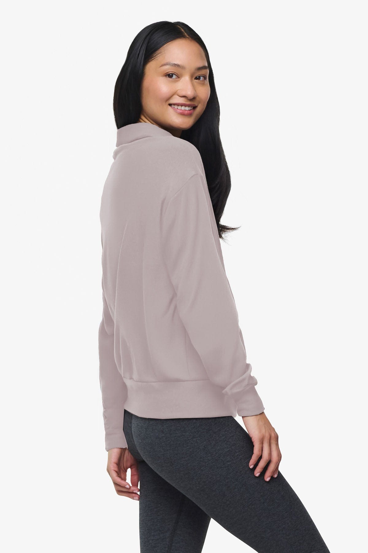Freedom Half Zip Sweatshirt - Woman half zip sweatshirt with kangaroo pocket in beige | Daub & Design