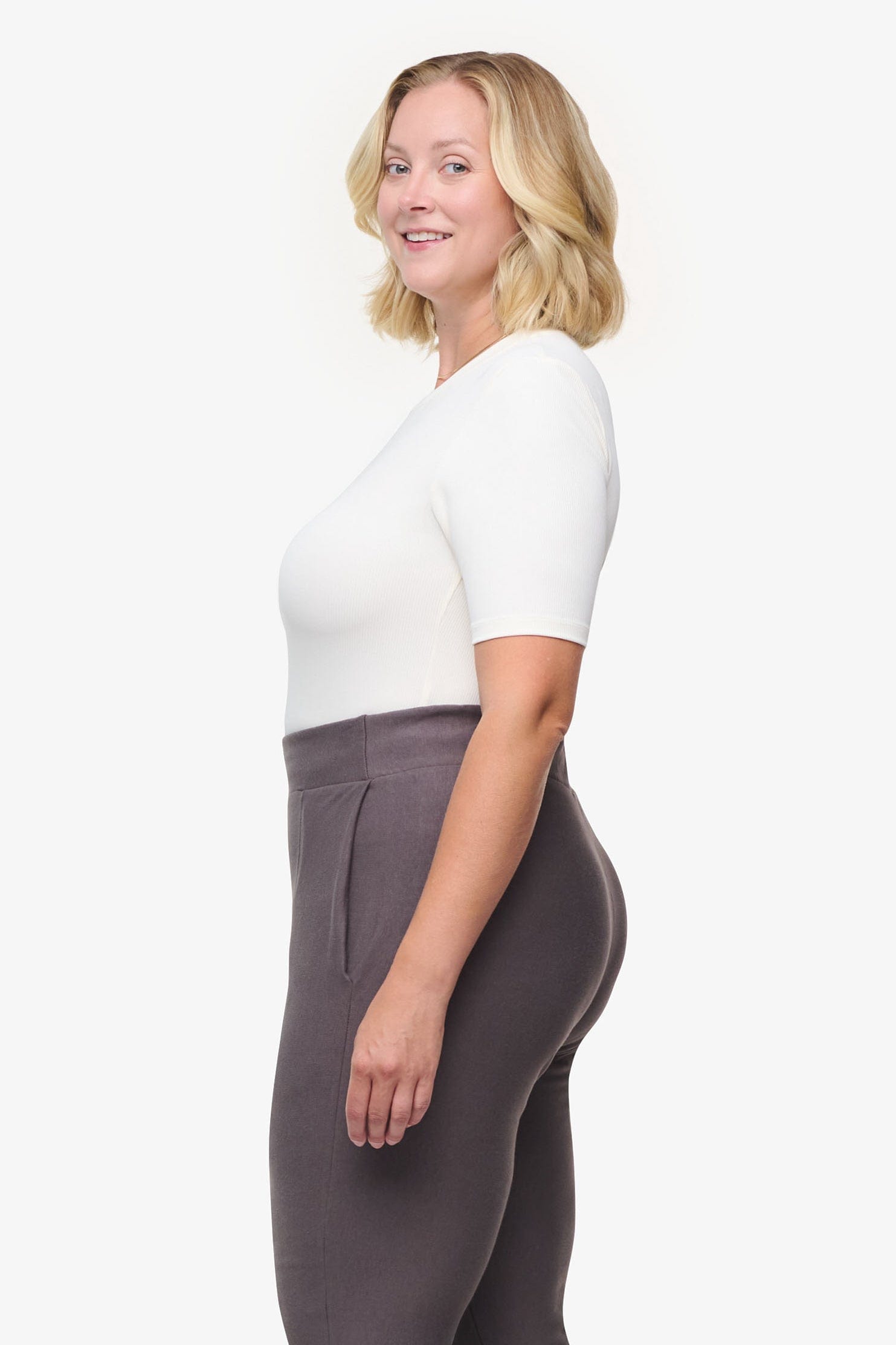 Ribbed Tee - Woman Ribbed Fitted T-shirt in Ivory | Daub & Design