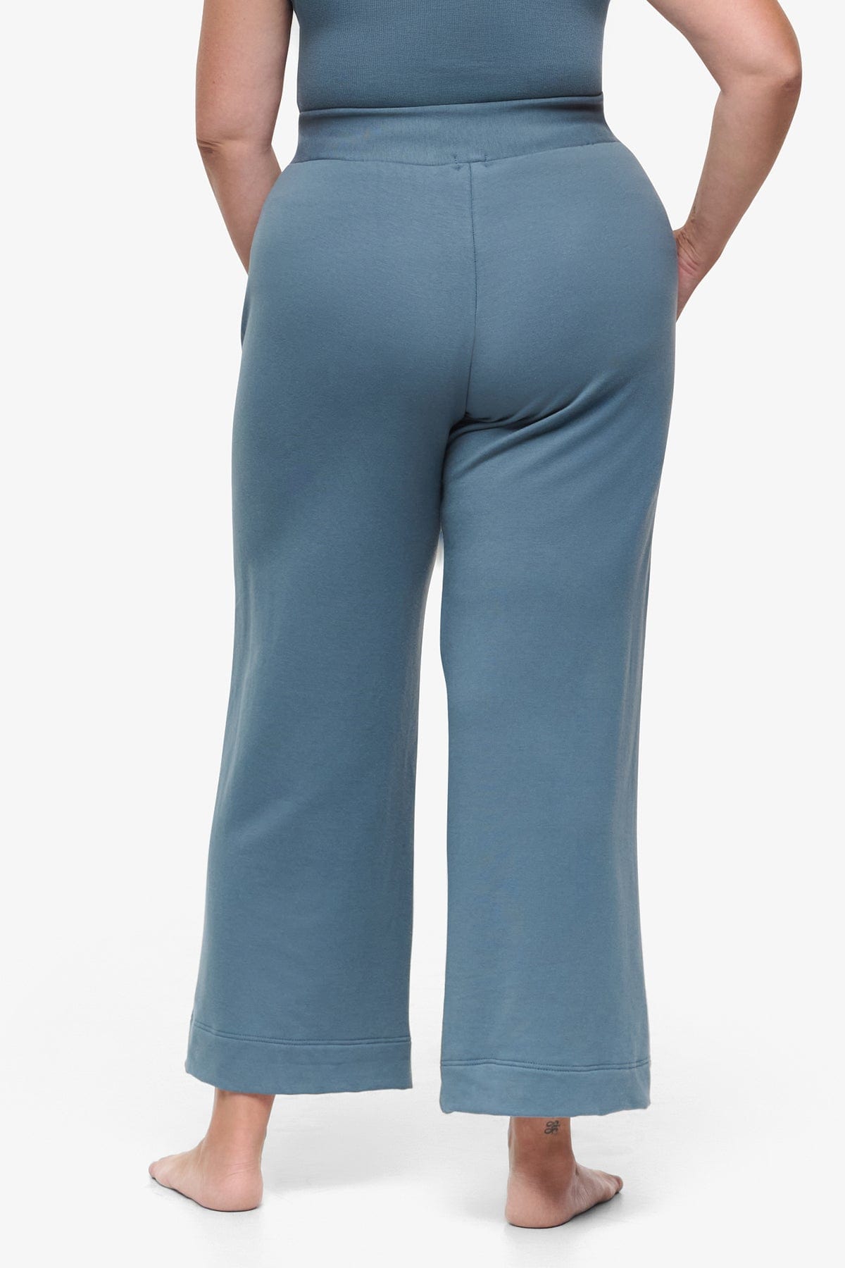 Starboard Pant - Woman Wide Leg Pant in Blue Basalt | Daub & Design