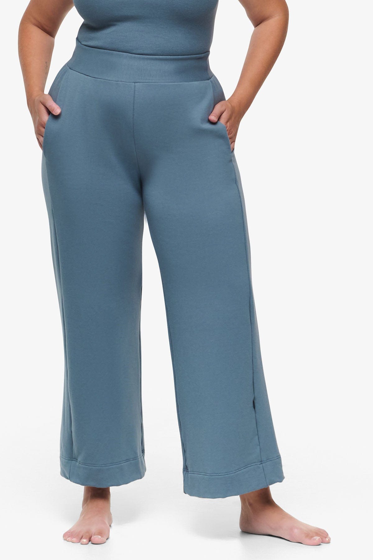 Starboard Pant - Woman Wide Leg Pant in Blue Basalt | Daub & Design