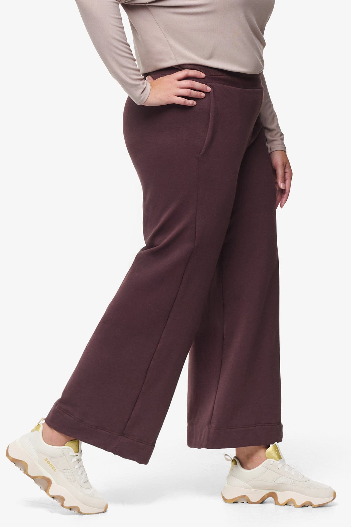 Starboard Pant - Woman Wide Leg Pant in Brown | Daub & Design