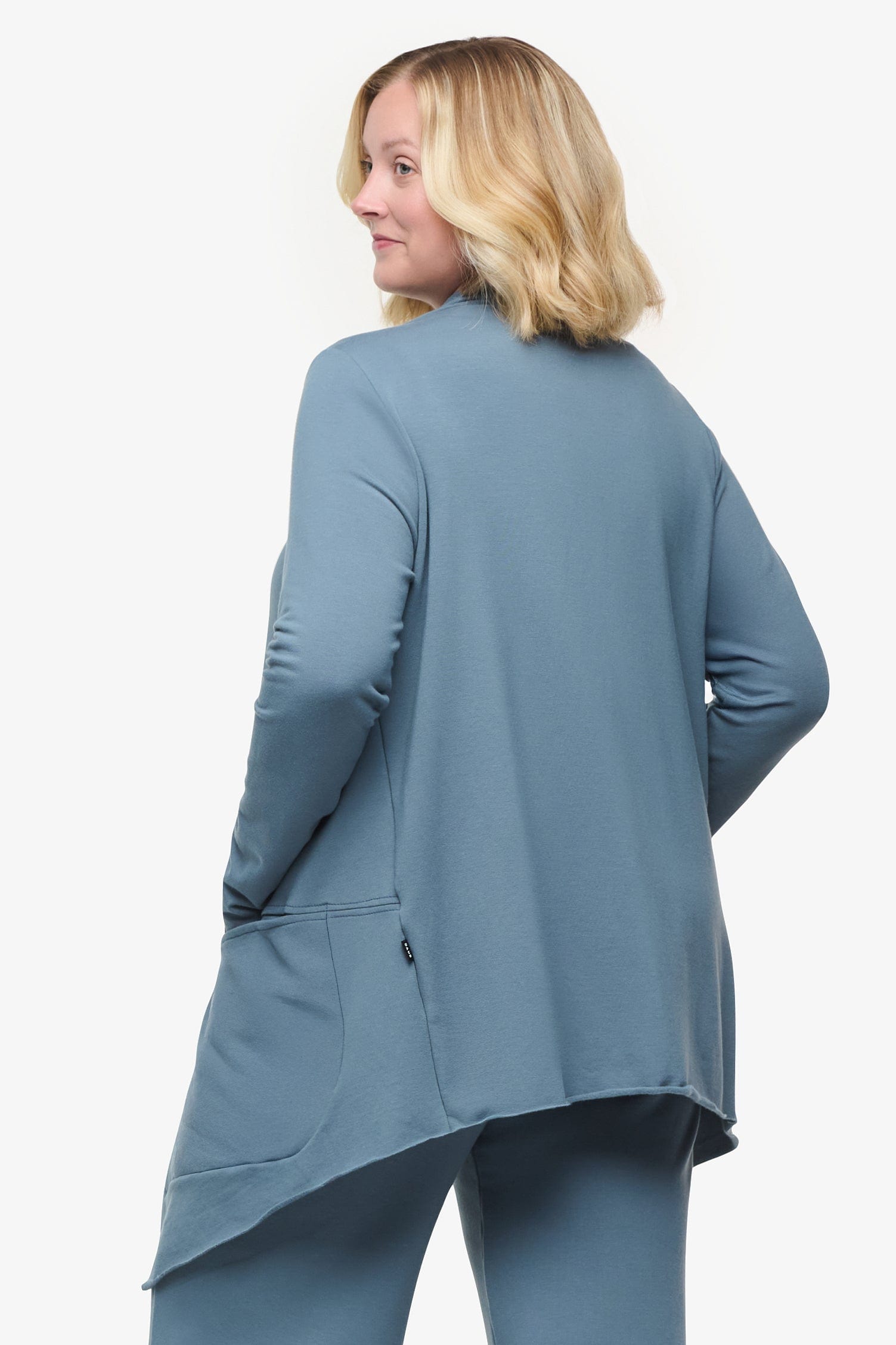 Valencia Jacket - Woman Fleece open Jacket with big pockets in Blue Basalt | Daub & Design