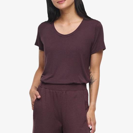 Avery Tee – Women’s Basic T-Shirt in brown front | Daub + Design