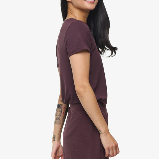 Avery Tee – Women’s Basic T-Shirt in brown side | Daub + Design