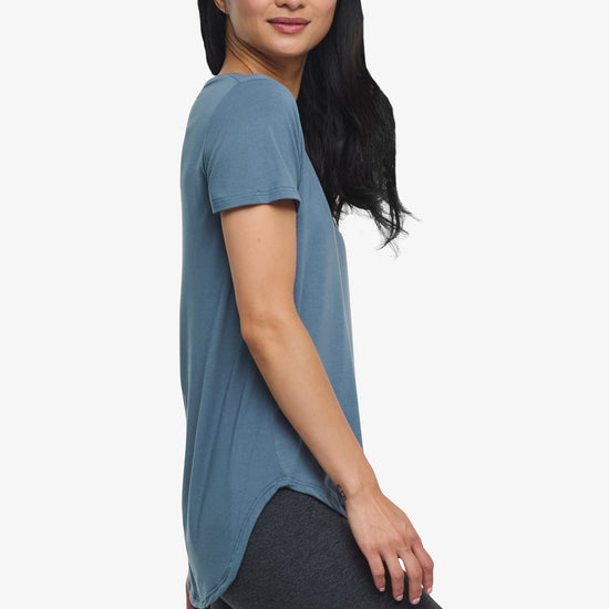 Avery Tee – Women’s Basic T-Shirt in basalt blue side | Daub + Design
