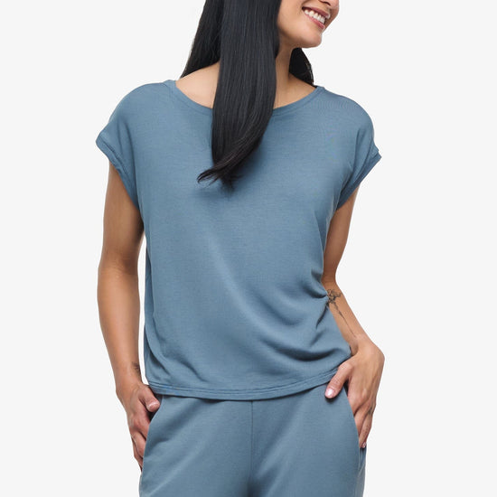 Box Tee - Woman boxy sleeveless tee in slate blue | Daub & Design