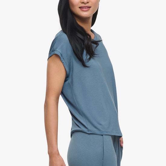 Box Tee - Woman boxy sleeveless tee in slate blue side | Daub & Design