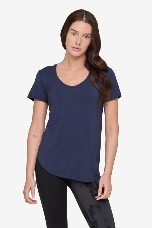Avery Tee in Navy