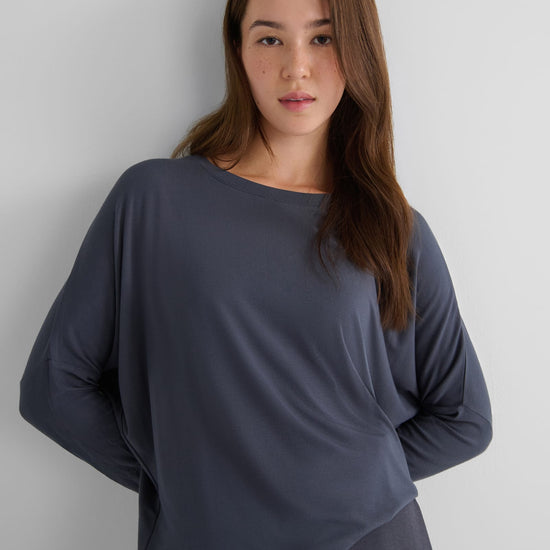 Dolman Longsleeve in Ash - Women's Long Sleeve Top in Ash Grey | DAUB