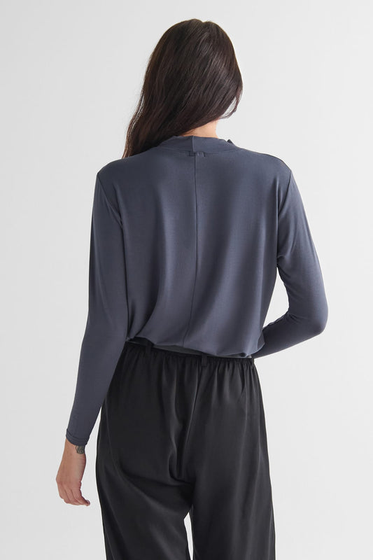 Jensen Longsleeve in Ash - Women's Long Sleeve Shirt in Ash Grey | DAUB