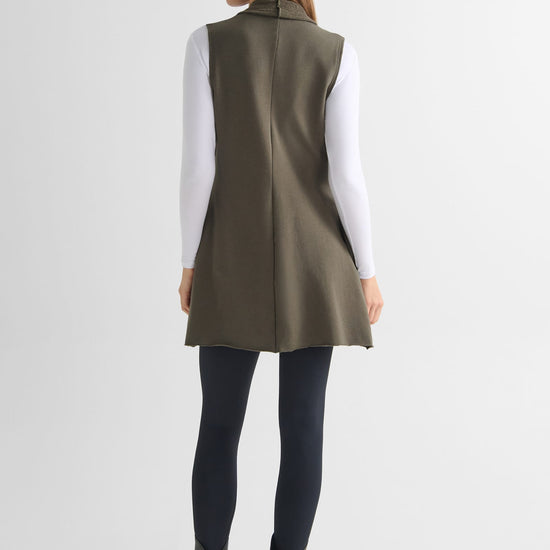 Hatley Vest in Spruce with Jensen Longsleeve in White and Riley Legging in Matte Black - Lightweight Women’s Fleece Vest in Spruce Green, Women's Basic Long Sleeve Top in White and Women's Basic Legging in Black | DAUB
