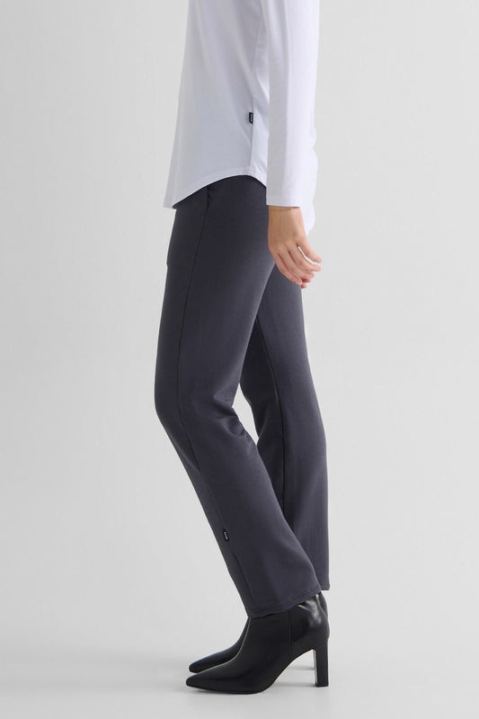 Wren Pant in Ash - Women's Fleece Straight Leg Pant in Ash Grey | DAUB