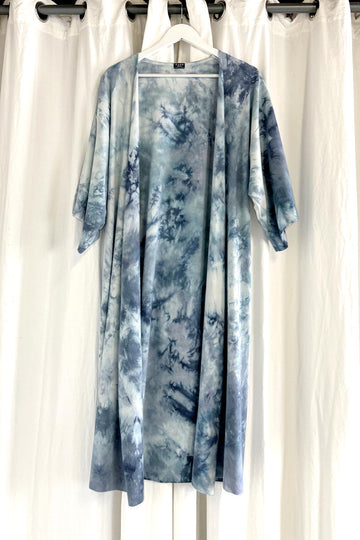 DAUB Kimono Sleeve Robe in Frost