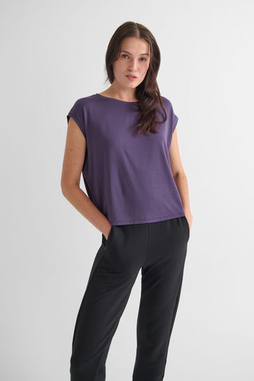 Box Tee in Aubergine