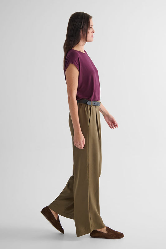 Box Tee in Syrah
