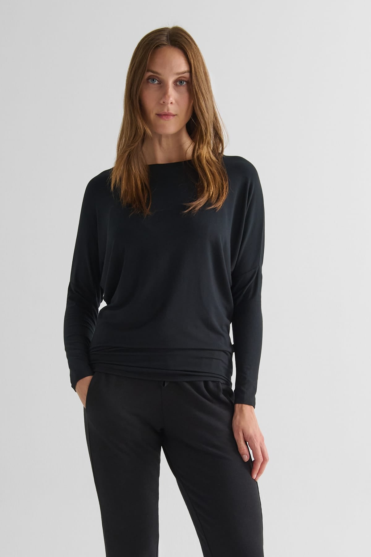 Dolman Longsleeve in Black - Women's Long Sleeve Top in Black | DAUB