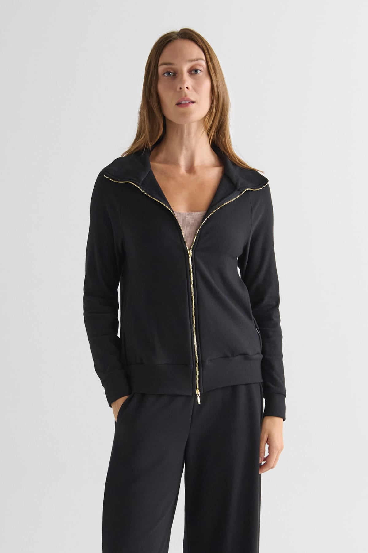 Freedom Full Zip Sweatshirt in Black - Women's Full Zip Fleece Sweatshirt in Black | DAUB