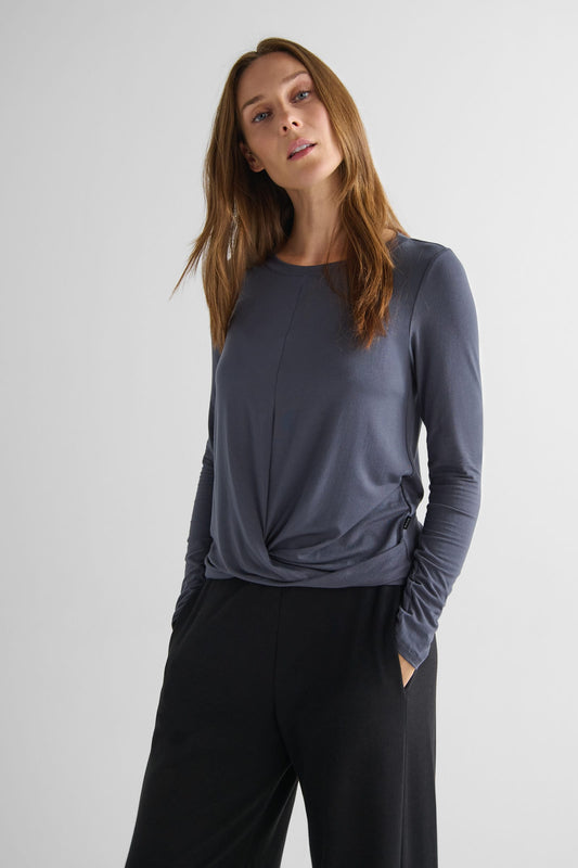 Leilani Longsleeve in Ash - Women's Long Sleeve Shirt in Ash Grey | DAUB