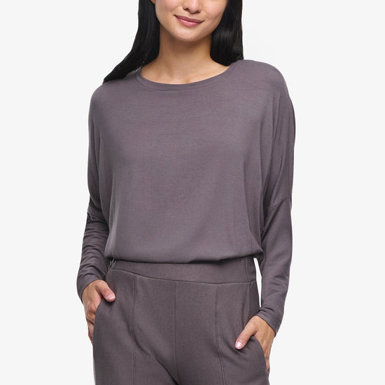 Dolman Longsleeve  - Woman dolman sleeve long sleeve top in warm grey front | Daub & Design