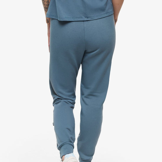 Freedom Jogger  - Woman Fleece  Jogger with pockets in Blue Basalt | Daub & Design