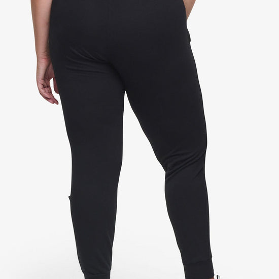 Freedom Jogger  - Woman Fleece  Jogger with pockets in Black | Daub & Design