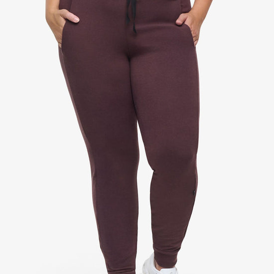 Freedom Jogger  - Woman Fleece  Jogger with pockets in Brown | Daub & Design