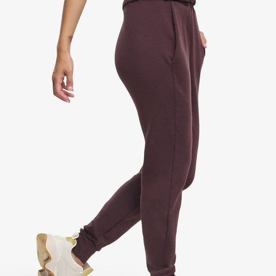 Freedom Jogger  - Woman Fleece  Jogger with pockets in Brown | Daub & Design