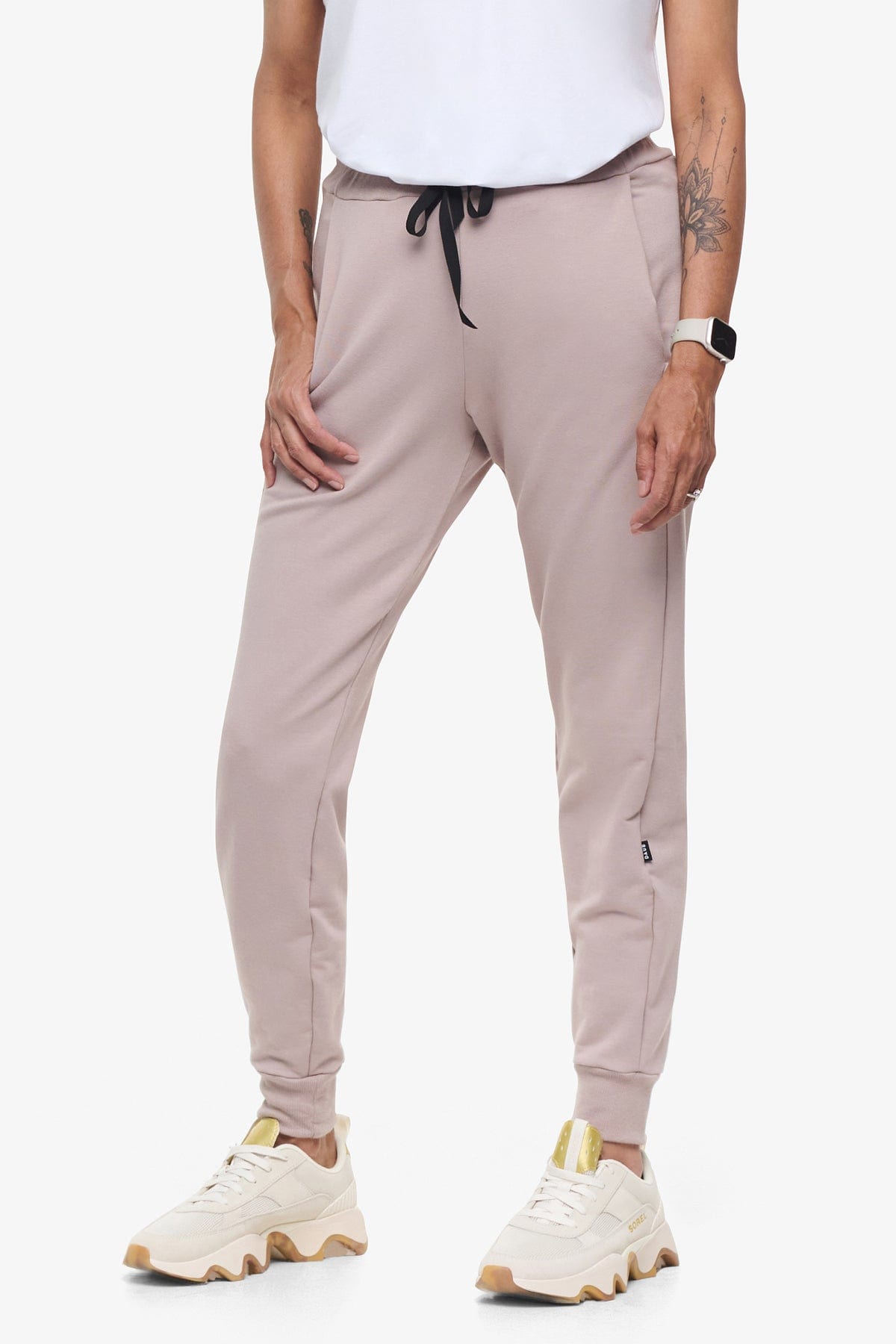 Freedom Jogger  - Woman Fleece  Jogger with pockets in Beige | Daub & Design
