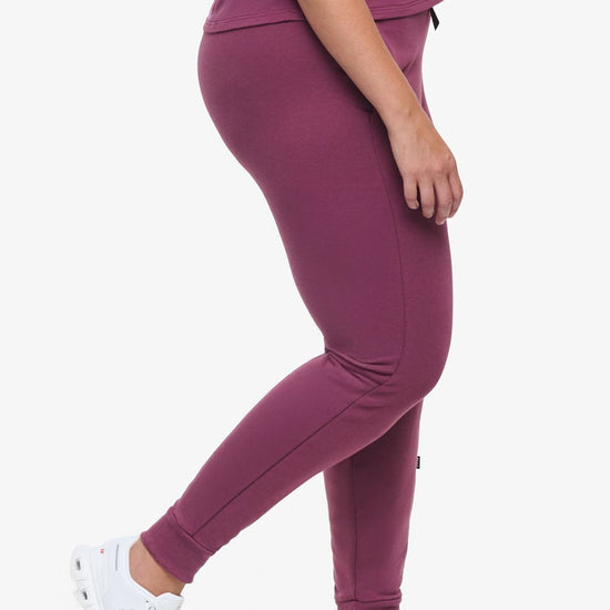 Freedom Jogger  - Woman Fleece  Jogger with pockets in Deep Cool Pink | Daub & Design