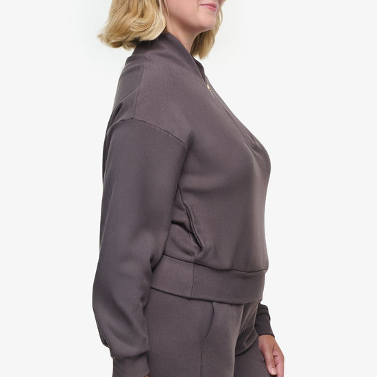 Freedom Quarter Zip Sweatshirt  - Woman Quarter Zip Sweatshirt with side pocket in Grey | Daub & Design 