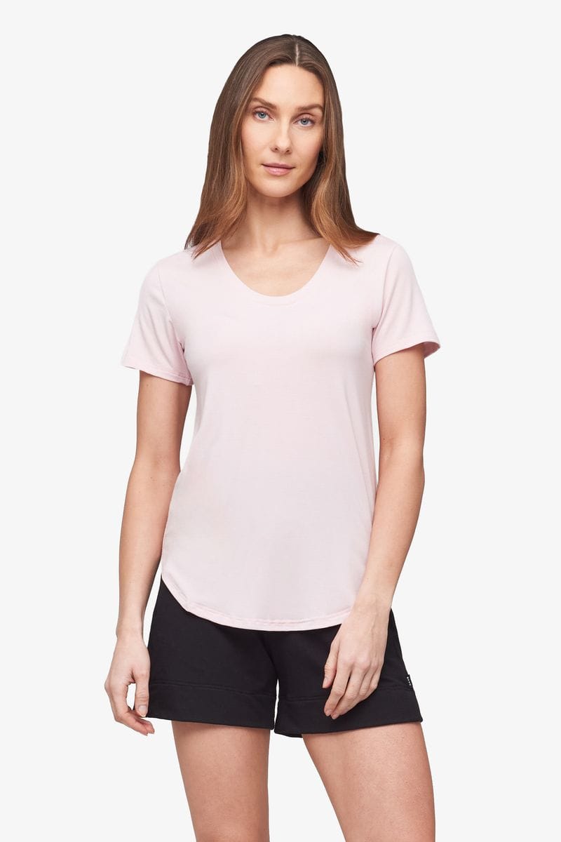 Avery Tee - Women's Basic T-Shirt in Rose Quartz pink - front | Daub + Design