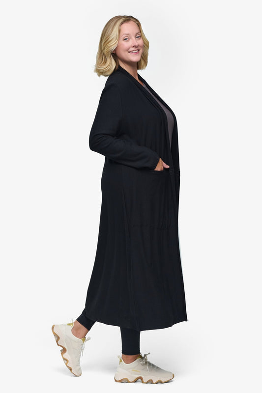 Knox Jacket  - Woman Fleece Long Jacket with pockets in Black | Daub & Design