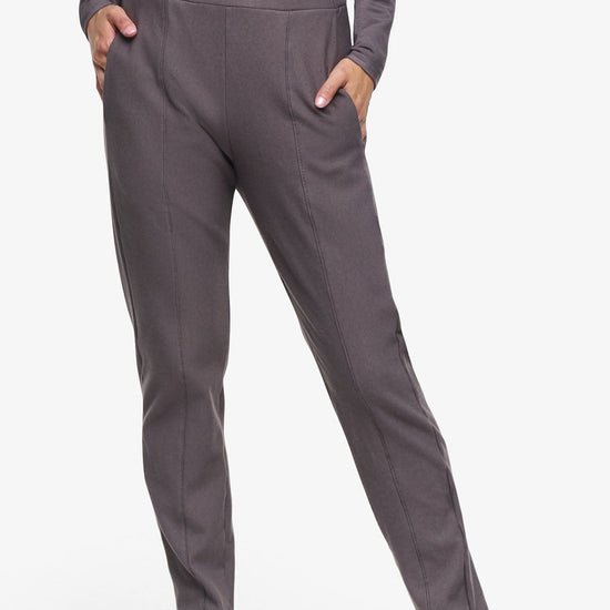 Knox Straight Leg Pant  - Woman Fleece Straight Leg Pant with pockets in Grey | Daub & Design