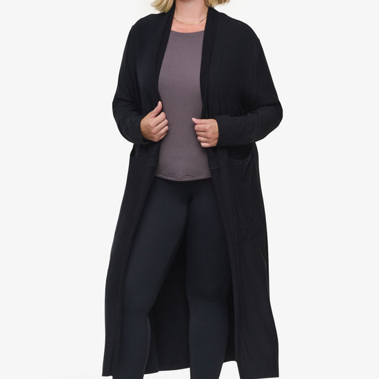 Knox Jacket  - Woman Fleece Long Jacket with pockets in Black | Daub & Design