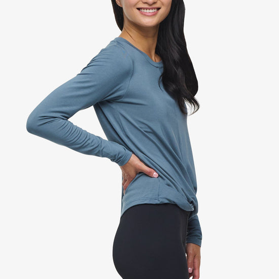 Leilani Longsleeve  - Woman Long Sleeve with twist on the front in Blue Basalt | Daub & Design