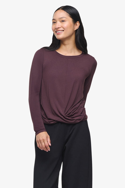 Leilani Longsleeve  - Woman Long Sleeve with twist on the front in Blue Brown | Daub & Design