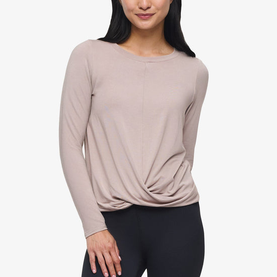 Leilani Longsleeve  - Woman Long Sleeve with twist on the front in Beige | Daub & Design