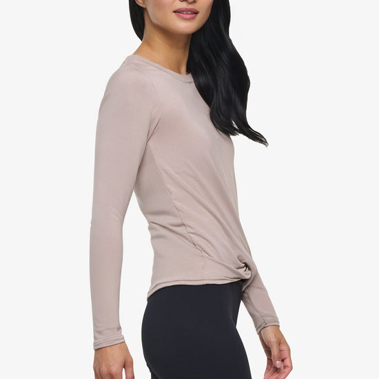 Leilani Longsleeve  - Woman Long Sleeve with twist on the front in Beige | Daub & Design