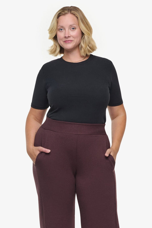 Ribbed Tee in Black