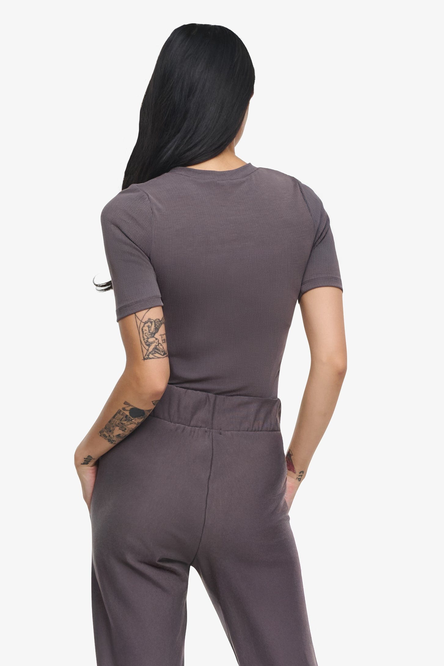 Ribbed Tee - Woman Ribbed Fitted T-shirt in Grey | Daub & Design