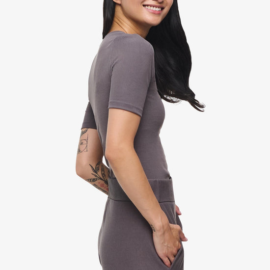 Ribbed Tee - Woman Ribbed Fitted T-shirt in Grey | Daub & Design