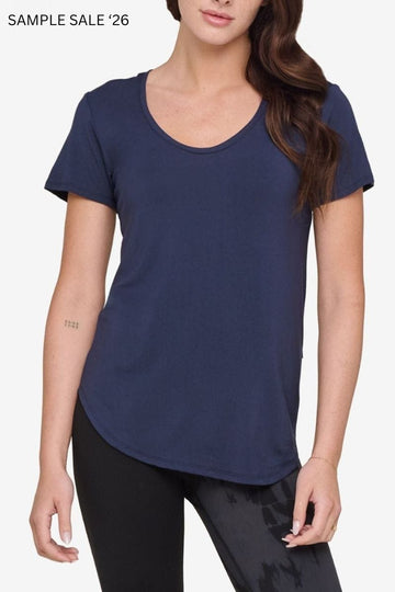 avery tee in navy - small [sample] #1013