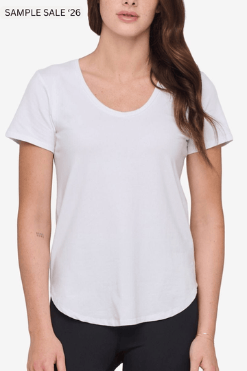 avery tee in white - large [sample] #64