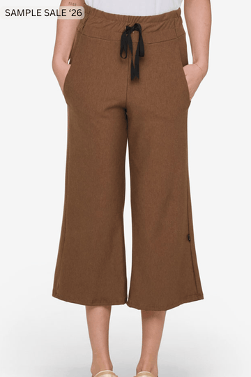 freedom wide leg crop in chai - small [sample] #187