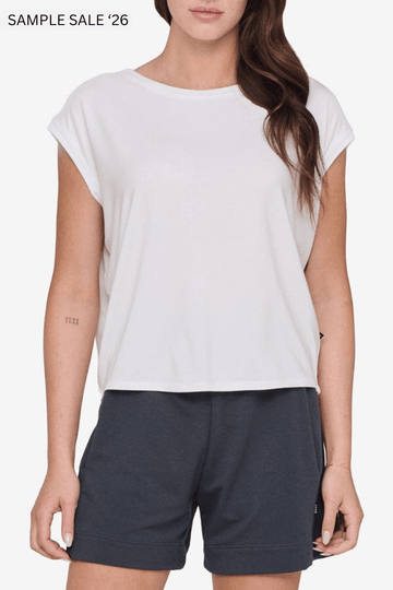 box tee in white - xsmall [small damage] #201