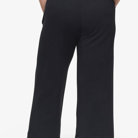Starboard Pant - Woman Wide Leg Pant in Black | Daub & Design